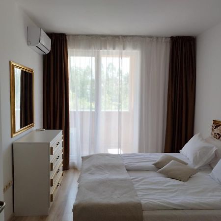 Apart Hotel Aphrodite Gardens Slăntjev Brjag Exteriör bild
