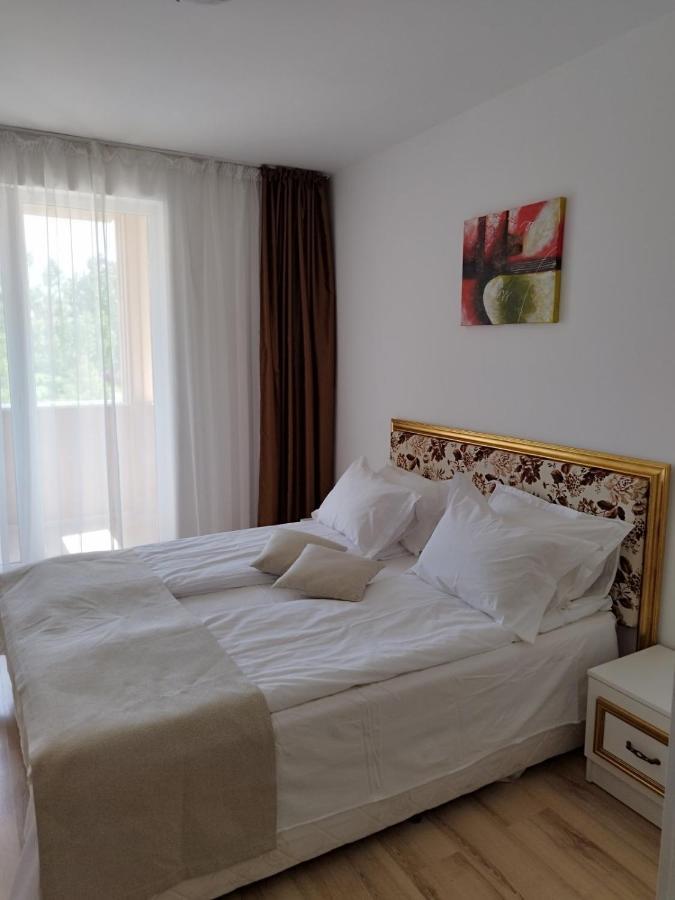 Apart Hotel Aphrodite Gardens Slăntjev Brjag Exteriör bild