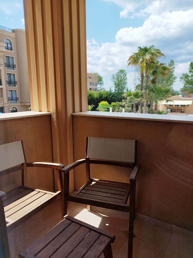 Apart Hotel Aphrodite Gardens Slăntjev Brjag Exteriör bild